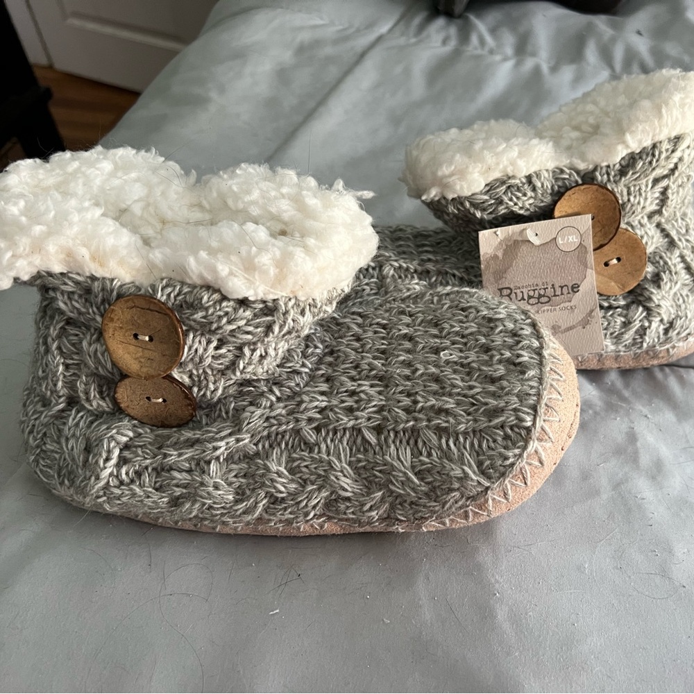 Slippers